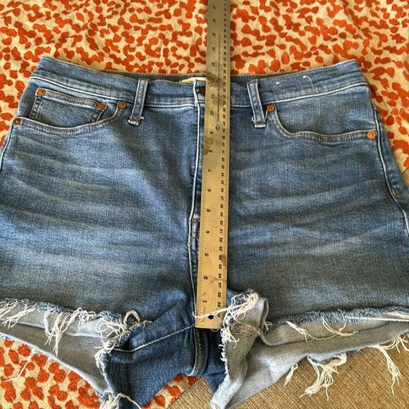 Madewell high rise denim shorts raw edge size 30 - Picture 7 of 14